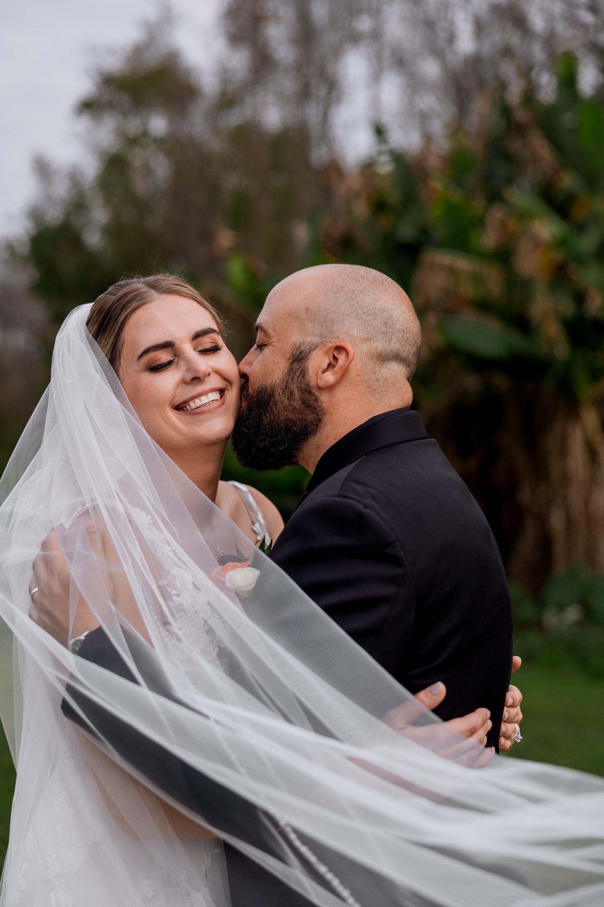 carousel-hero-element image-0