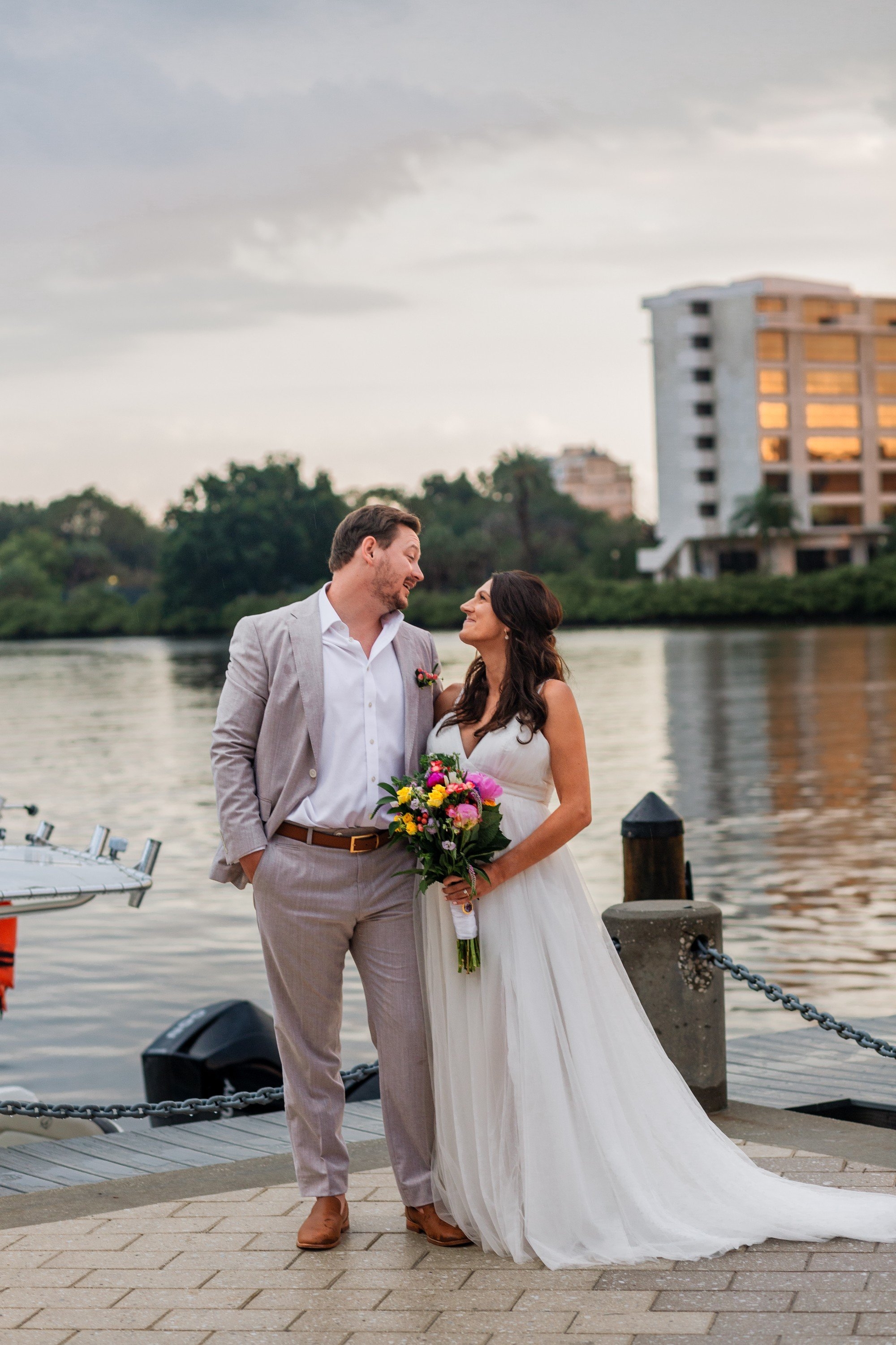 carousel-hero-element image-3