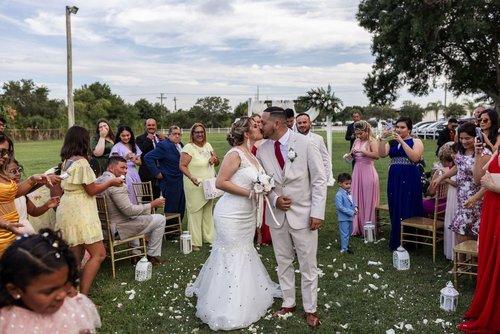 mobile - carousel-hero-element image-0