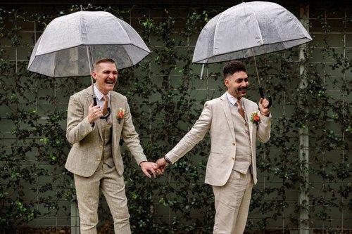 mobile - carousel-hero-element image-0