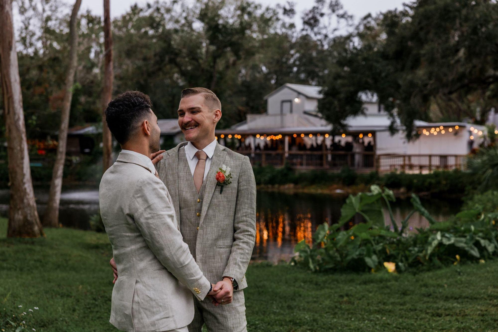 carousel-hero-element image-3